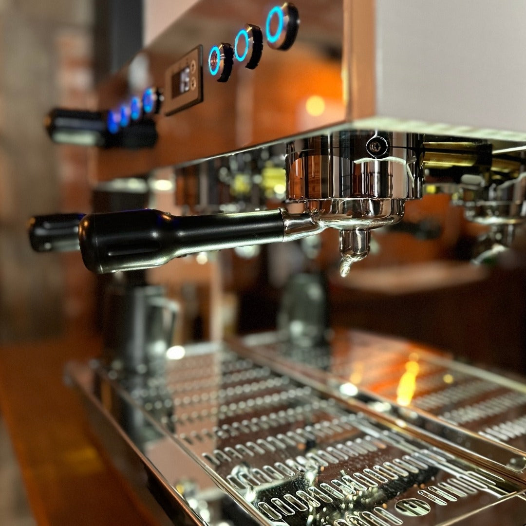 Cafetera Comercial Semiautomática | Acero Inoxidable | 110V Reacondicionada