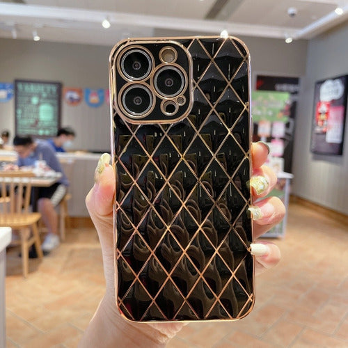 Funda iPhone 13 Pro | Galvaniplastia Blanca | Diseño Geométrico Deluxe